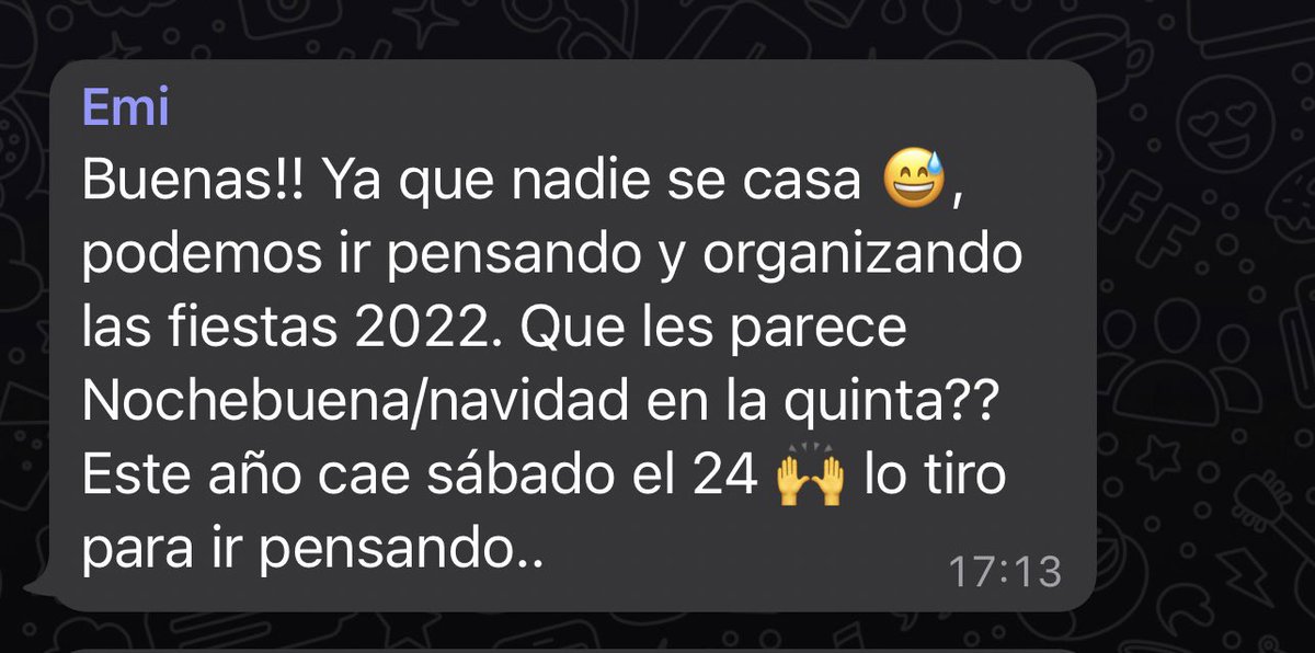 Ro_leoz's tweet photo. Nadie: 
Mi flia en AGOSTO: https://t.co/mThMWy4yPT