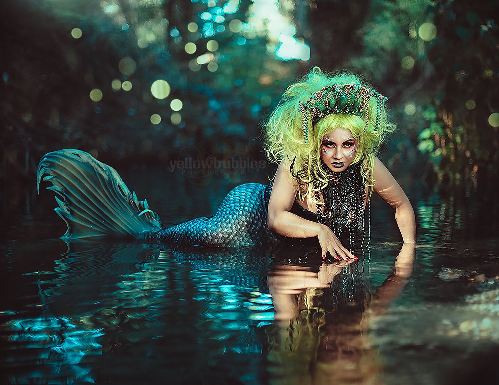 effin_lady's tweet photo. Is her Love not
the intoxicating wine and the wisdom of the
primordial cleverness of serpents? 🔮 #carljung #roguemuse #merwitch #bruja #sirena #mermaid #goddess #darkgoddess #witchcraft https://t.co/lu4k6mpRSv