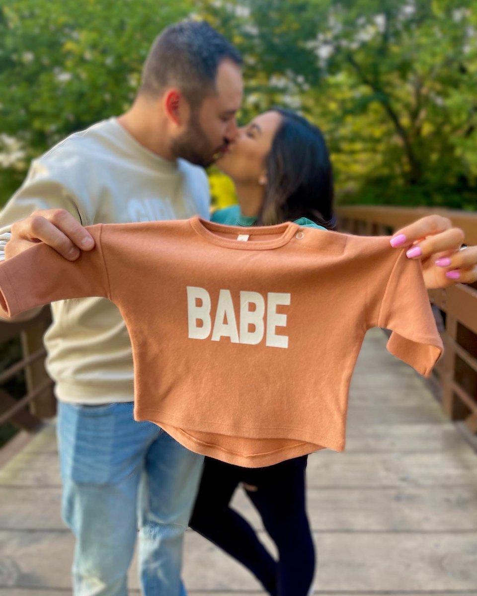 adriquin725's tweet photo. Baby girl Quintana coming soon! 🤍🌈 #rainbowbabe #sunshinebabe https://t.co/SOdFKSLFd6