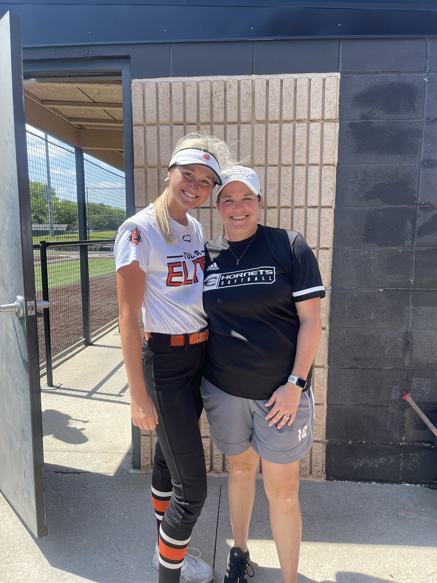 Maci Kratzer tweet media