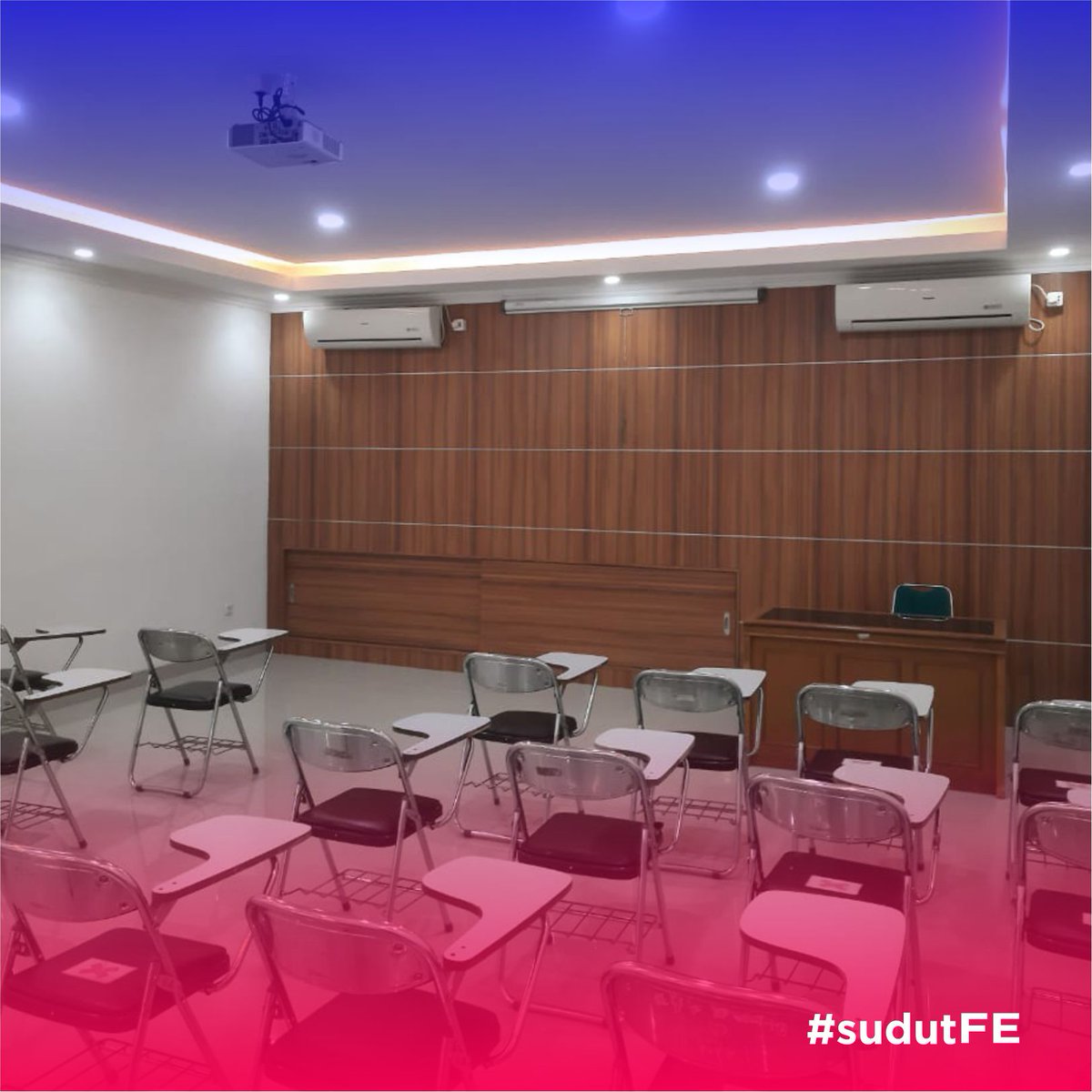 febunyofficial's tweet photo. Selamat hari Senin!
Selamat menjalani kuliah Semester Gasal 2022/2023!
Cek lagi jadwal kuliahmu di siakad atau di web FE UNY, ya!
#sudutFE #FEbright #FEUNY https://t.co/nGVPaWJTIm