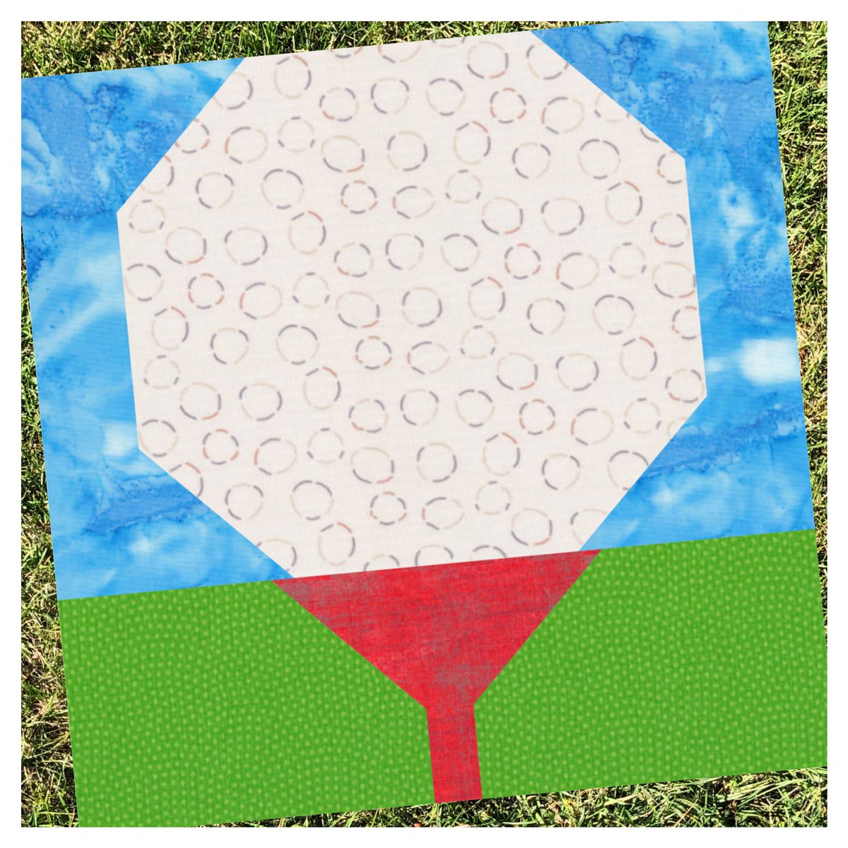rnkelli's tweet photo. Hi quilty friends! Getting back to posting quilt block tutorials on my website after a summer off... starting with this sporty 8" scrappy golf block. ⛳️
https://t.co/jCeJG5NumF https://t.co/iXVWjYvU1i