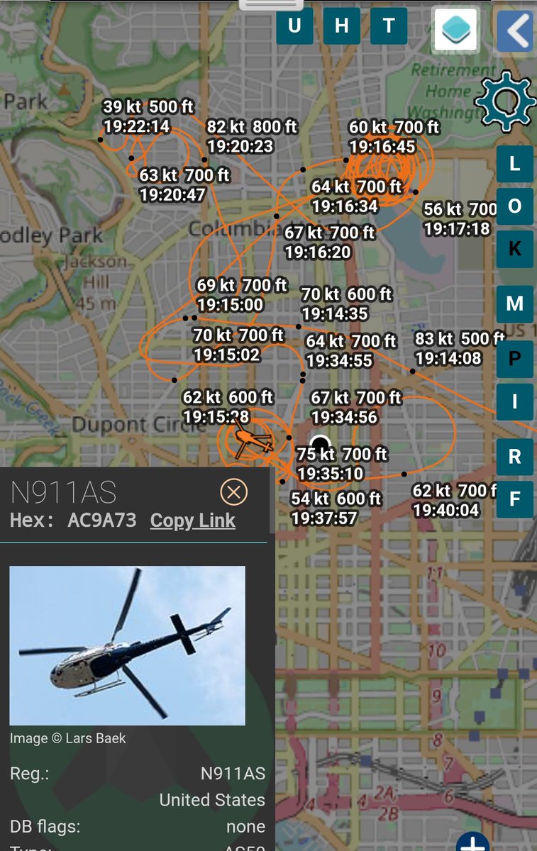 HelicoptersofDC's tweet photo. .@DCPoliceDept #N911AS looking for someone 🧐 https://t.co/vX4uvUeTpI