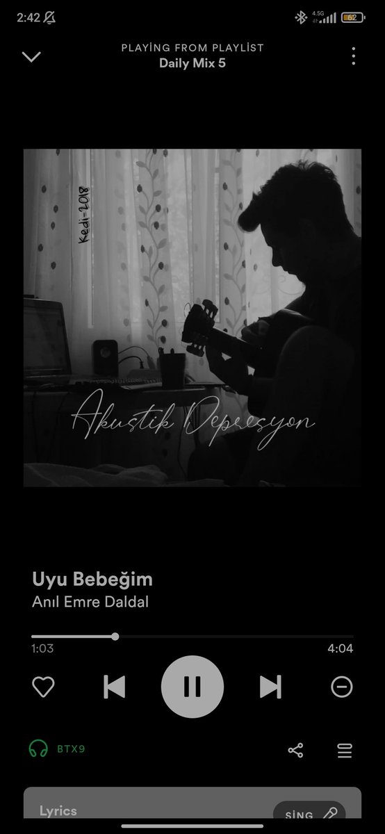 justberra_'s tweet photo. bir de bu vardı, pışh pışh pışh uyusun bebeğim 🥲 #düğüm https://t.co/azKKzN5wsa