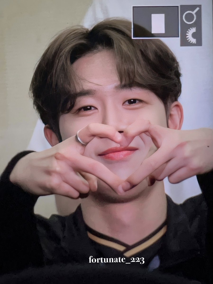 fortunate_223's tweet photo. 220828
월요일도 힘내세요 🫶🏻
#동현 #김동현 #골든차일드 #Donghyun #GoldenChild https://t.co/n04oDqQFdc