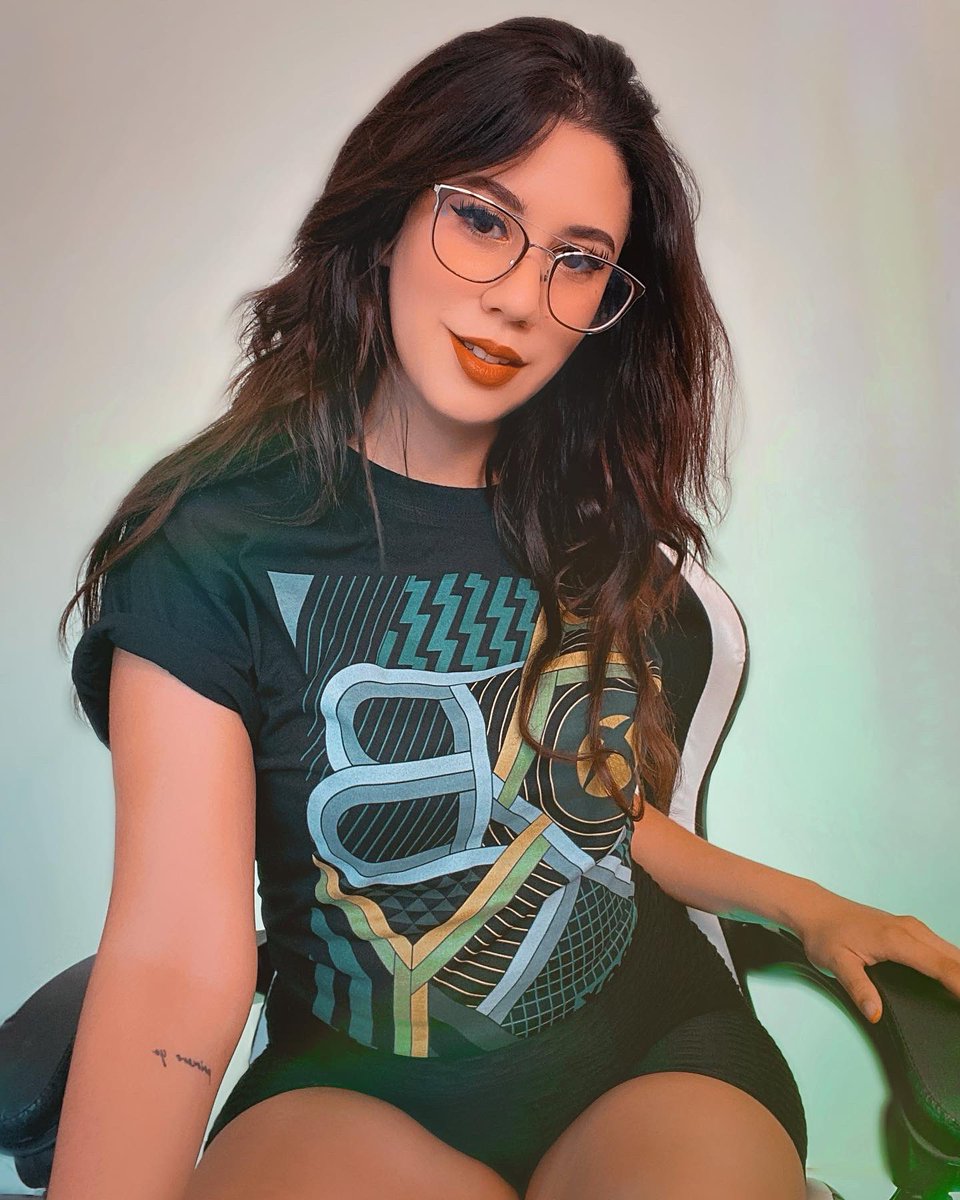 soymaryroots's tweet photo. TORNEO #HaloInfinite 💚 en vivo: 
https://t.co/sIymR4tB9X ✨

En colaboración con: @Gameplanetmx 
¡Hoy es el primer día del torneo!

¿Apoyan con RT? 🙏

#TwitchStreamers #twitchgirl https://t.co/mwuAbKYhX7