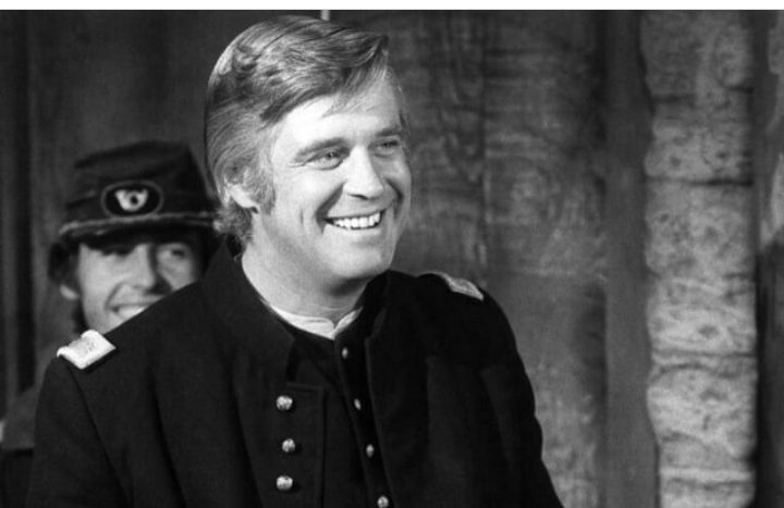 That smile❤❤❤❤❤ @George__peppard