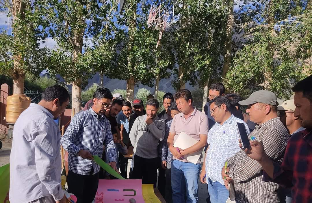 airnewskargil's tweet photo. Zonal Level #TeachingLearningMaterials Maha Mela Concluded at Sankoo, Kargil under #NIPUNBharat of @SamagraShiksha
Where in114 Schools of the zone Participated
6 Schools selected for Participating in the District Level
@EducationKargil @prasarbharti @ddnewsladakh @santoshsukhdeve https://t.co/t2kOZQEesa