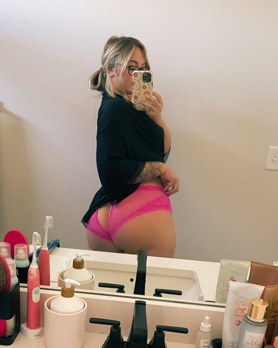 DoeWolfflyj's tweet photo. My Only Fans is currently FREE to subscribe to now babes 🥰💖Subscribe today for tons of content ✨ https://t.co/oDoQp5D6O6 #onlyfans #onlyfansgirl #onlyfansbabe #onlyfanspromo #BBNaija  #nsfwtwt #nsfwtwtًً  #nsfwtwtًًً  #nsfwtwtًًً  #nsfwtwtًًًٌ #nsfwxRolePlay #onlyfansfree #VMA https://t.co/SBEogCehvi