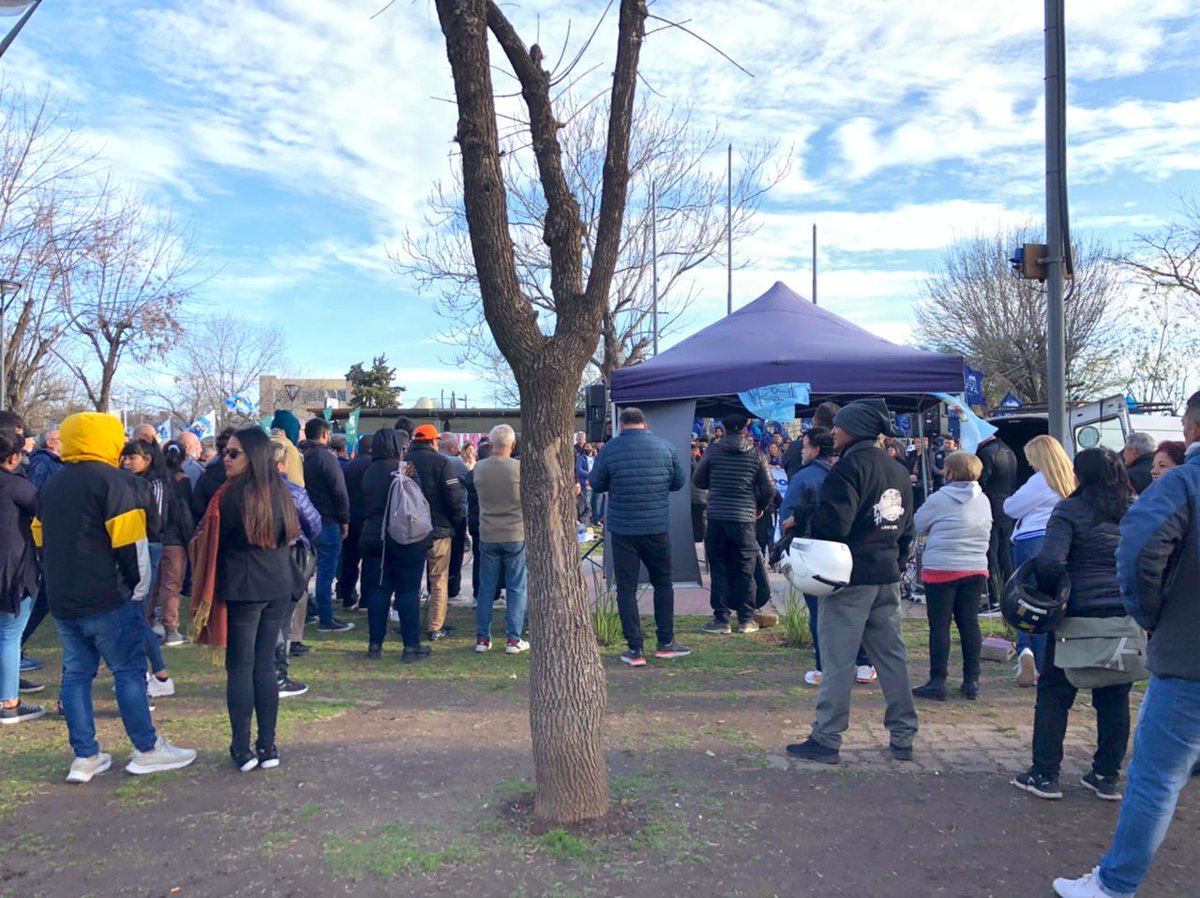 jppmescobar's tweet photo. #TodosConCristina ✌️🇦🇷

📍Plaza la madre y el niño, Maquinista Savio. 

Ayer por la tarde estuvimos apoyando y defendiendo a nuestra compañera y vicepresidenta Cristina Fernández de Kirchner. 

https://t.co/WhgKjr6Ukv https://t.co/YwNwY1oO9M