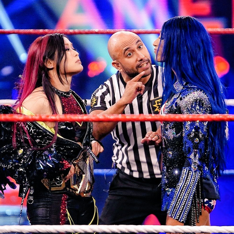 SiMrMercdesMone's tweet photo. #SomeofMyFavMemories #WhatATRULYAMAZING8YEARSITSBEING #WHATARIDE #LOTSOFUPSANDDOWNS Got a tear in my eye writing this right now @SashaBanksWWE U R truly Amazing very inspirational person hero what journey as fan I went on Always myNo1 4EvaFavInMyHeart #I❤️U #ThankUSasha #CuAgain https://t.co/wdJHo4LcAy