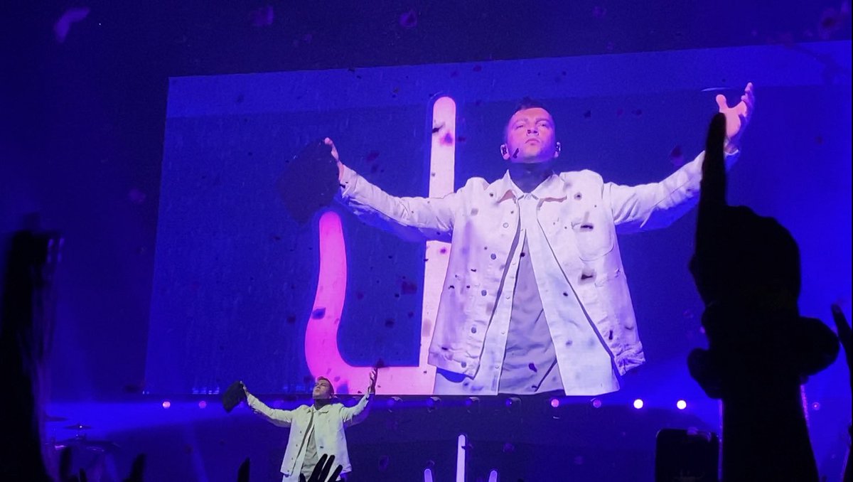 scaledlate's tweet photo. mtl!!! #icytour #icymontreal https://t.co/u3ADswdx6G