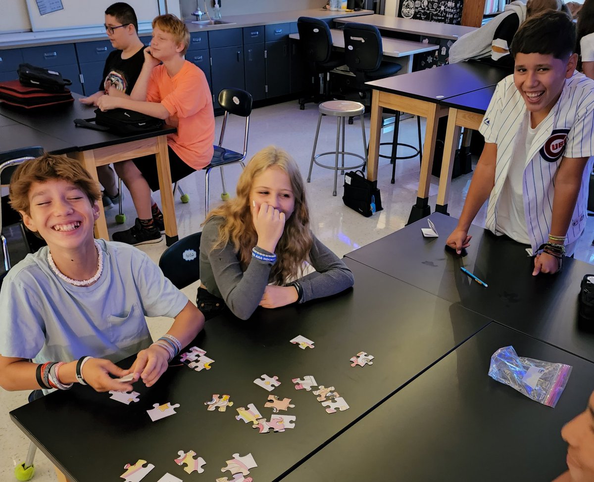 mshagenscience's tweet photo. Long time, no Tweet....but I'd LOVE to share some Day 1 pics! Groups worked together to build a puzzle. Only one student could touch the pieces AND that one student had to keep their eyes closed! Communication is key in this activity! #bhwarriorpride #Aim2Empower https://t.co/zUYG31Xap2