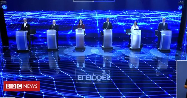 Começou o #DebatenaBand. Na ordem,  Luiz Felipe D'Avila (Novo), Lula, Tebet, Bolsonaro, Soraya Thronicke e Ciro.

A primeira pergunta, sobre equilíbrio das contas públicas, é para Thronicke e D'Avila.