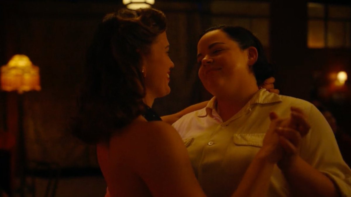 escaped_reality's tweet photo. they majored in lesbian dance theory #ALeagueOfTheirOwn https://t.co/zcvdeo25hK