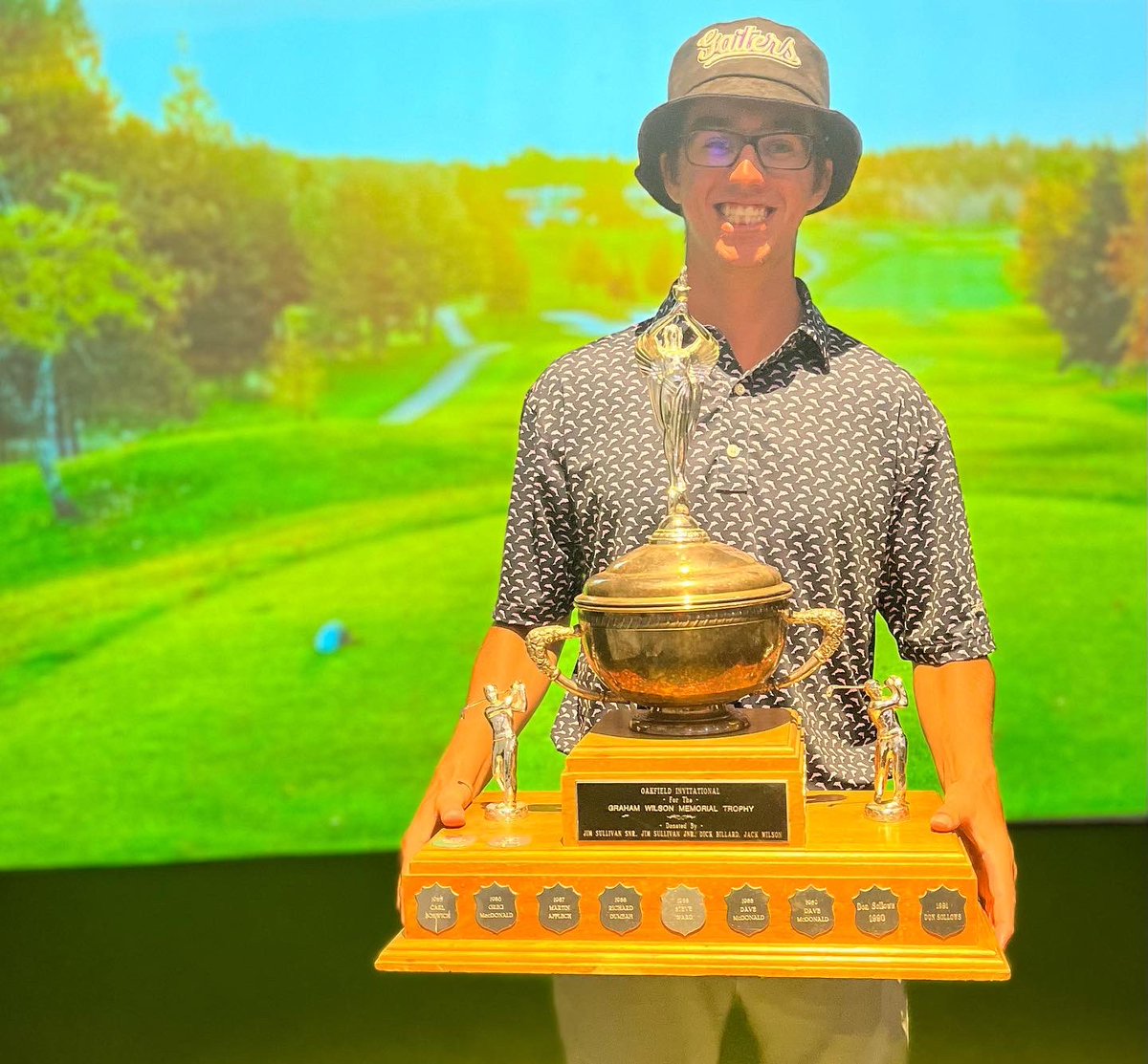 oakfieldgolf's tweet photo. Huge congratulations to Ben Chasse our 2k22 Mens Invitational champion. He won in a two hole playoff over  @_owen.canavan. Thank you to our title sponsors Sunlife Financial- Jason Malloy and Darren Roche and thank you to @molsoncoorshfx and participants for the continued support https://t.co/KHGHSpHxsc
