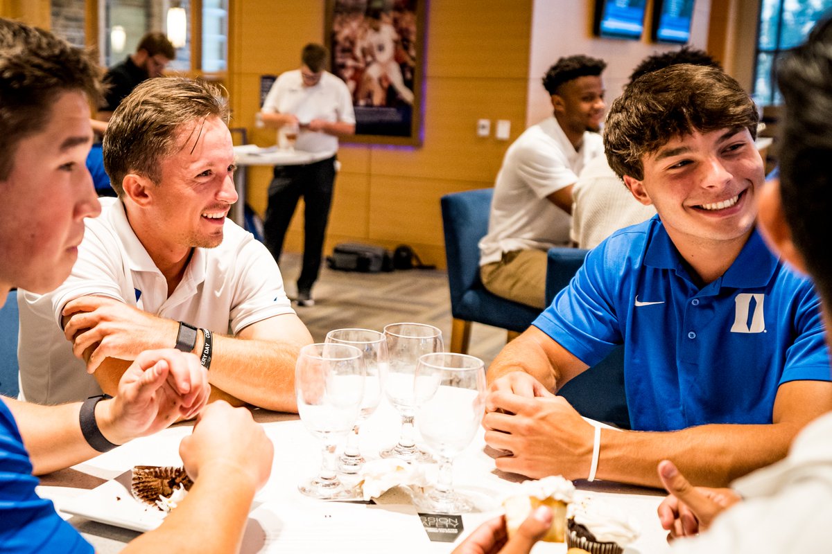 DukeBASE's tweet photo. Back together in one room. Preseason team meeting. ✔️😈

#BlueCollar | #GoDuke https://t.co/V8vBquAx6T
