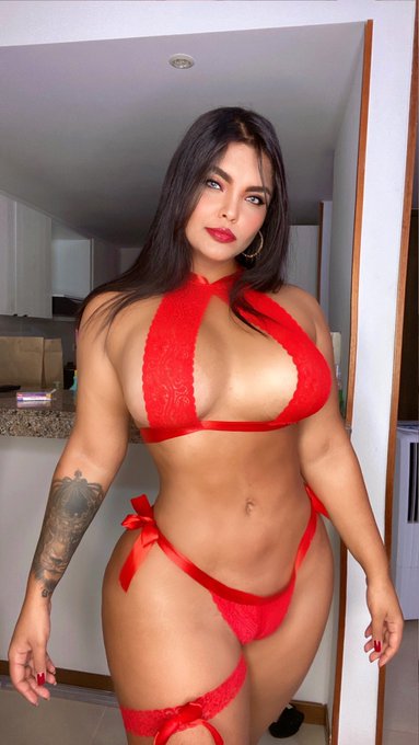 Red Vibes &hearts;️✨🔥  #Rt Please&hearts;️ https://t.co/J6wlm9YwiI<a href="/tag/rt"class="tags">#Rt</a>