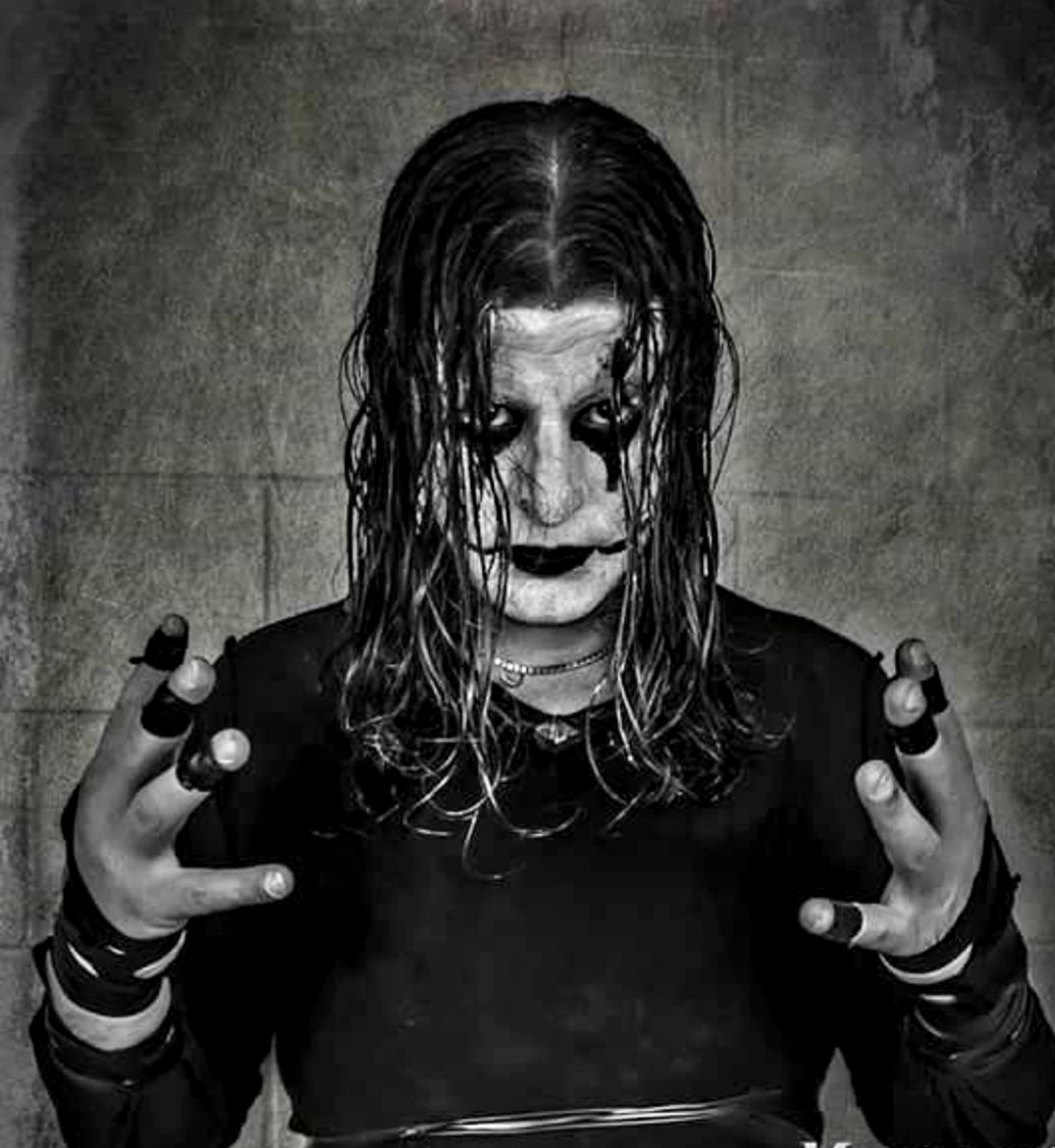 xRickyJx's tweet photo. #TheCrow #reboot #castingcall https://t.co/h7XxPZufEE