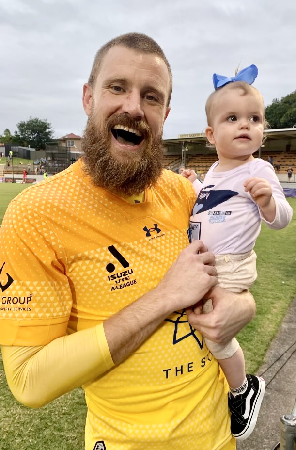 He's Australia's hero and Grey Wiggle 🧤 Now @redders_20 is up for Sports Dad of the Year after spending weeks on the road for club and country 🇦🇺 Vote for Redders: bit.ly/3Agkb3J #WeAreALeagues