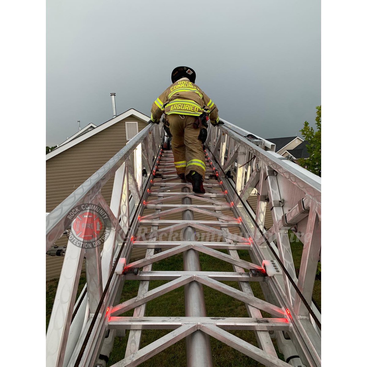 Rock Community Fire tweet media