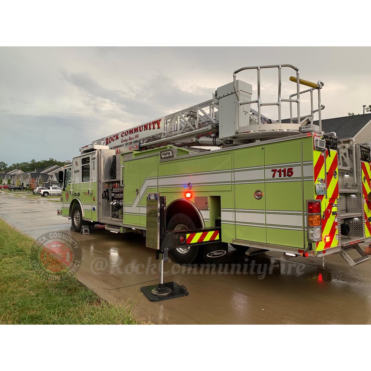 Rock Community Fire tweet media