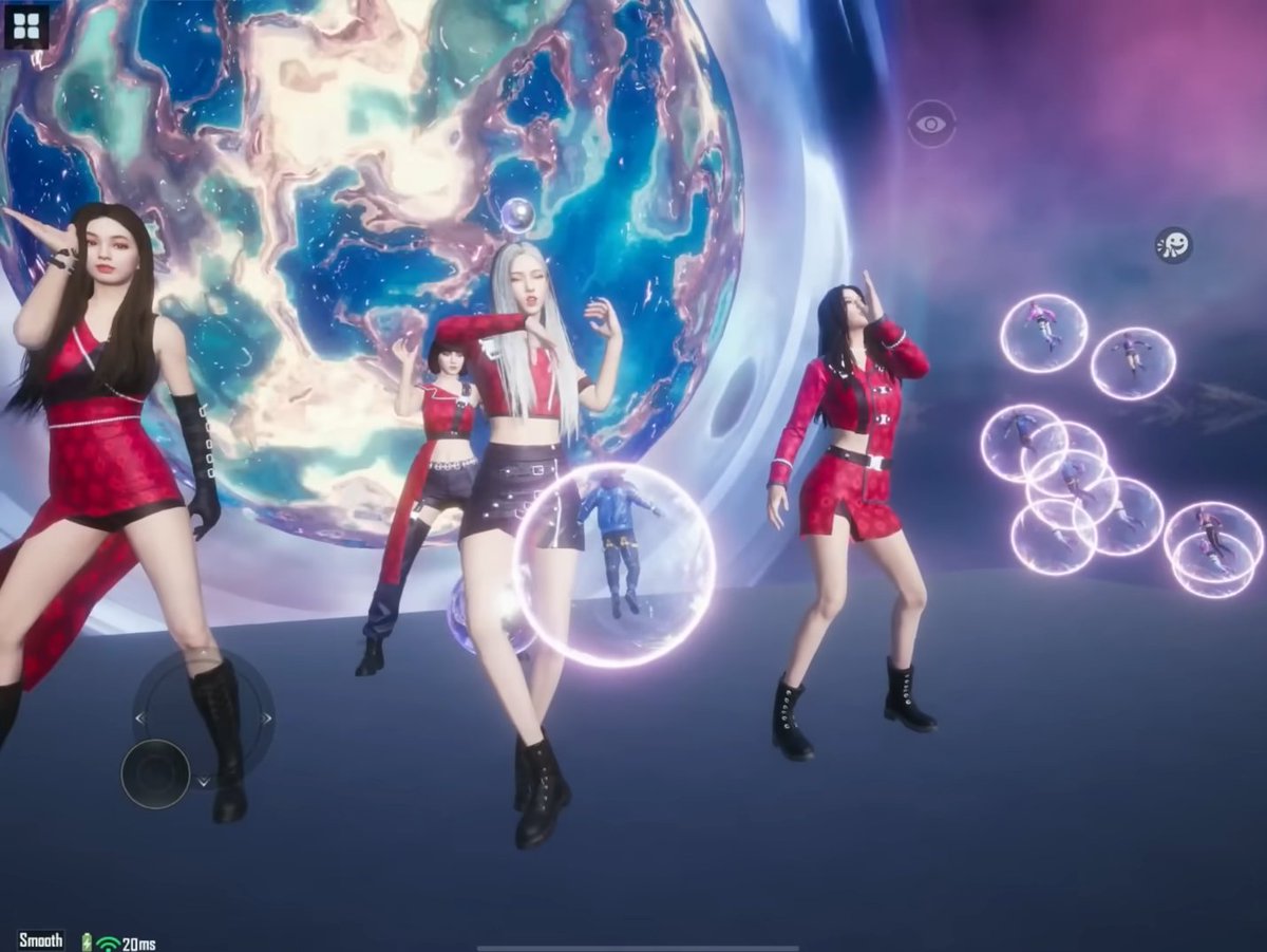 HYPEX's tweet photo. Fortnite's Ariana Grande event lost the "Best Metaverse Performance" award at the VMA's to PUBG's Blackpink event which was a cheap clone of Fortnite's event 😭 https://t.co/KW4PVzuvLN