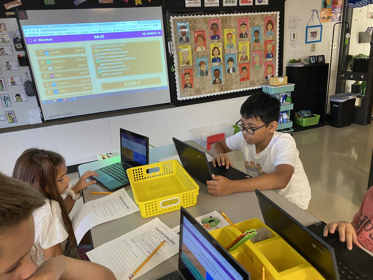 MrsK_STEAMLab's tweet photo. 5th Grade Ss investigated water distribution on Earth this week in the #EESSTEAMLab @EES_Mustangs https://t.co/9mYekNDtOo