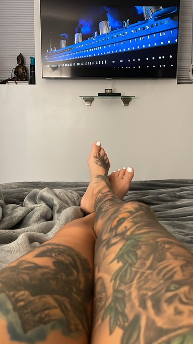 Retweet if you know that movie 👀😍 https://t.co/WeBHcmtFRv