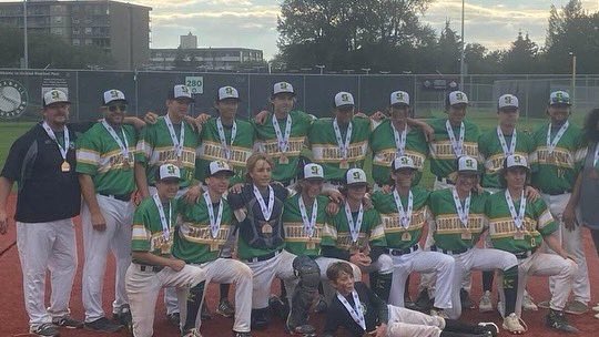 BaseballSask's tweet photo. 🚨 Bronze Medal Alert 🥉 🚨

Congratulations to our 15U Selects for winning the🥉at the 15U Ray Carter Cup with a 7-2 win over Manitoba. 

Matthew Tran (Regina) dominated on the mound with a complete game. He had a no-hitter going into the 6th and finished with 10 K’s. https://t.co/TuEDvKWG9C