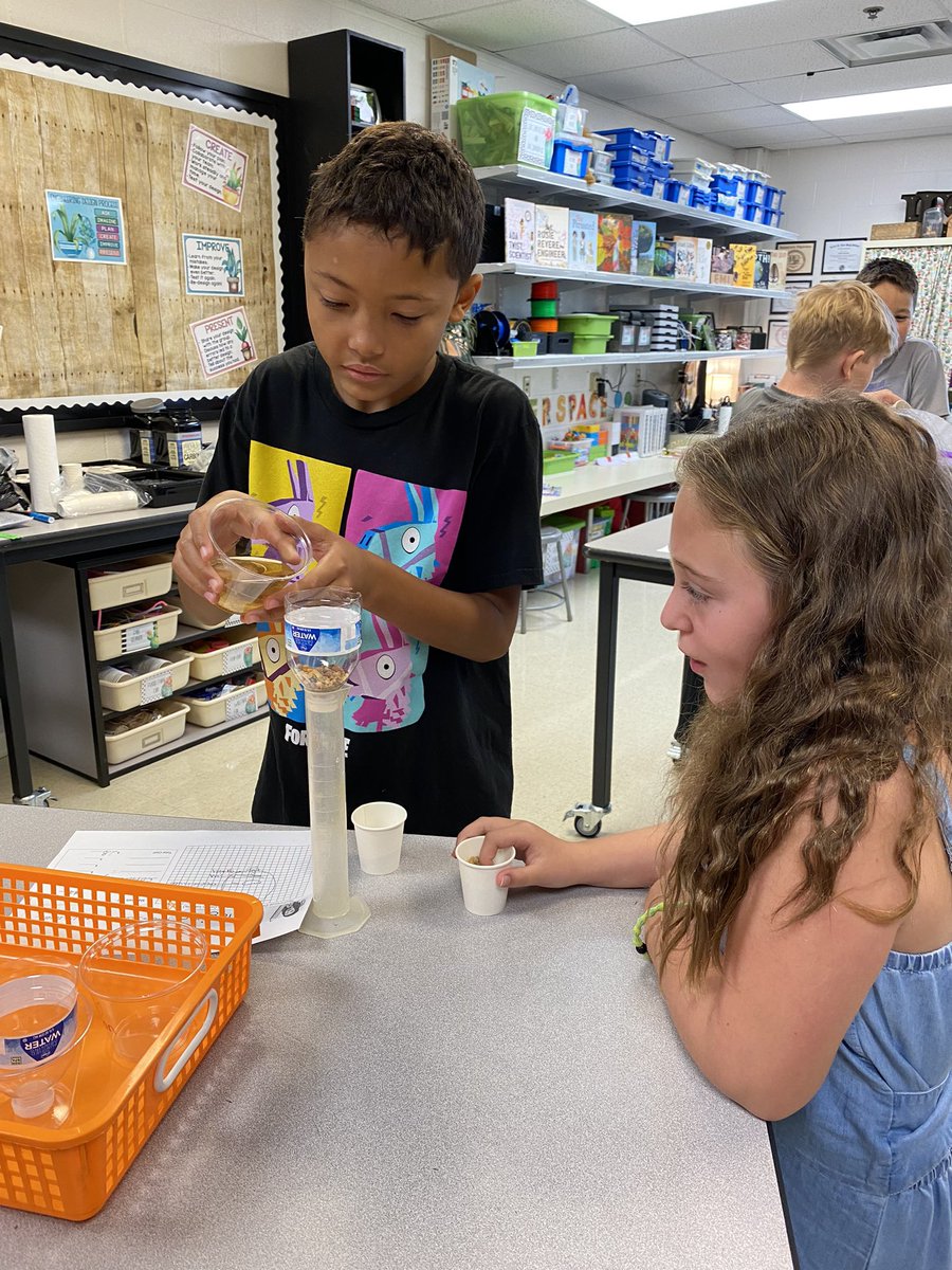 MrsK_STEAMLab's tweet photo. 5th grade Ss designed and engineered water filters this week in #EESSTEAMLab https://t.co/Squ72GBzrn
