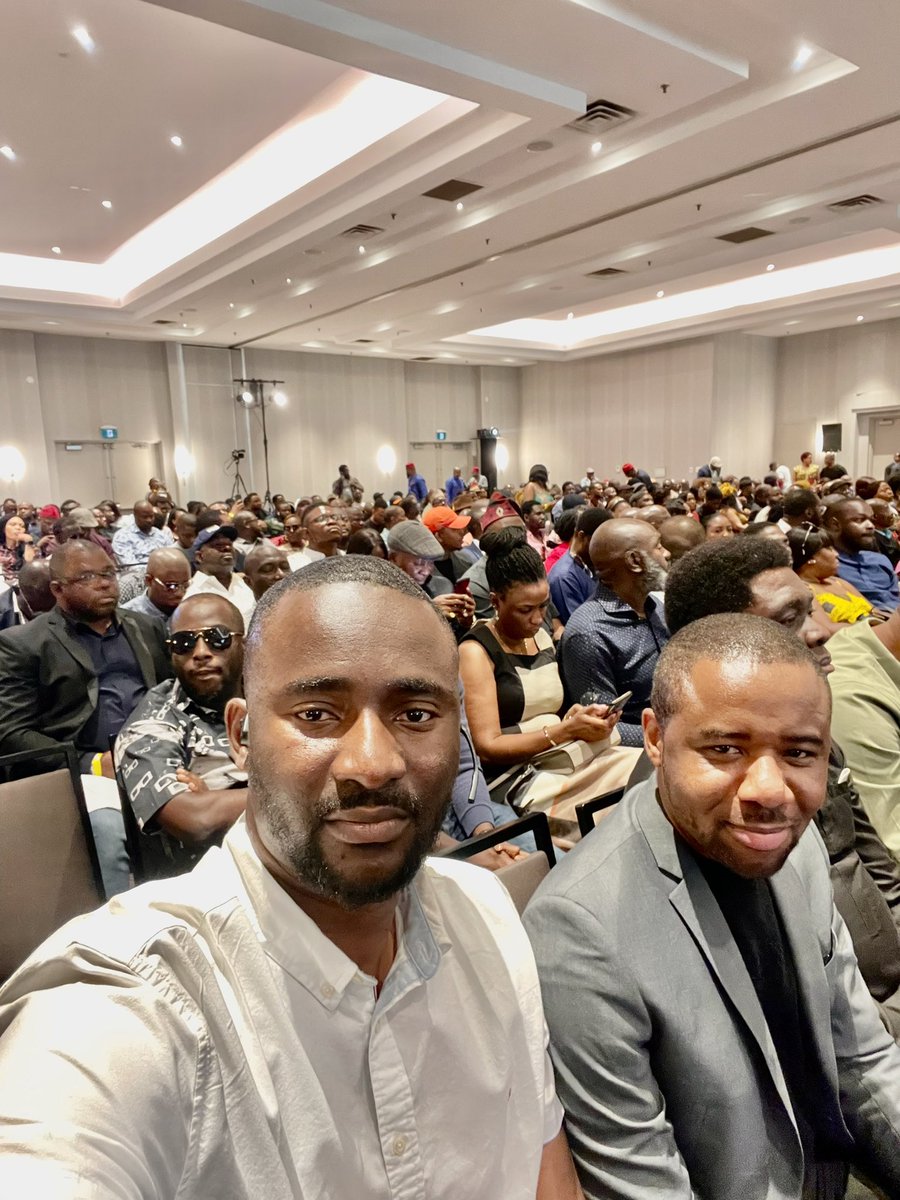 YCcrypt's tweet photo. Toronto job is done....ahead ahead.
Mr Peter Obi, your zeal,energy and arsenal is unquantifiable. #OBIDIENTS #Toronto #ObidientWalk https://t.co/3VeglMLgt4