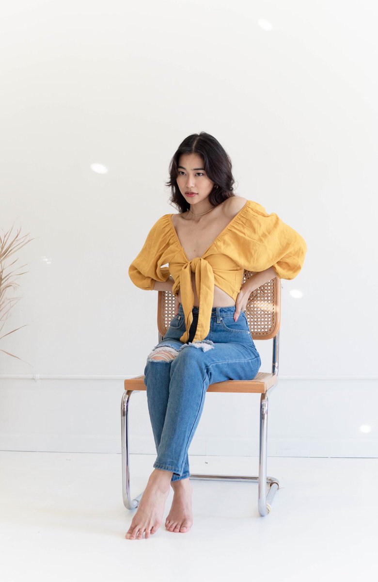 kmoeme's tweet photo. Starting to love yellow on me 💛 https://t.co/2AasGUVZWT