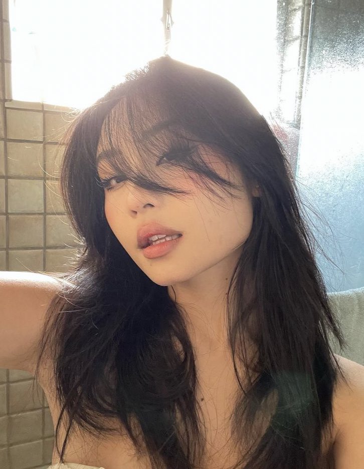 ㅤ
ㅤㅤ  paramore (2013)
ㅤㅤ  09. still into you.
ㅤ