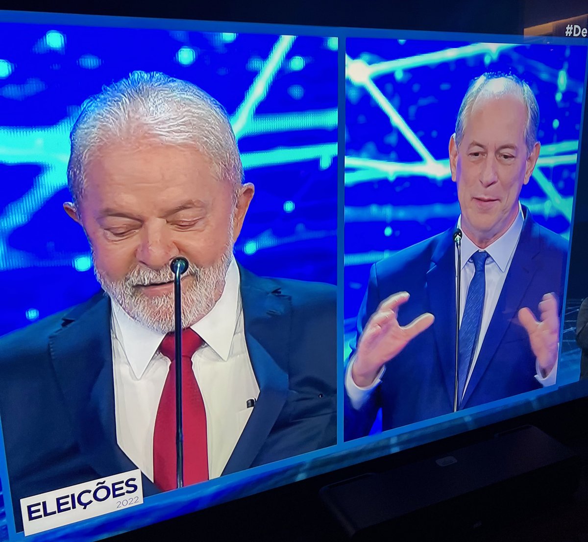mendlowicz's tweet photo. “Lula é um encantador de serpentes” Ciro Gomes https://t.co/he6aGBbEhg