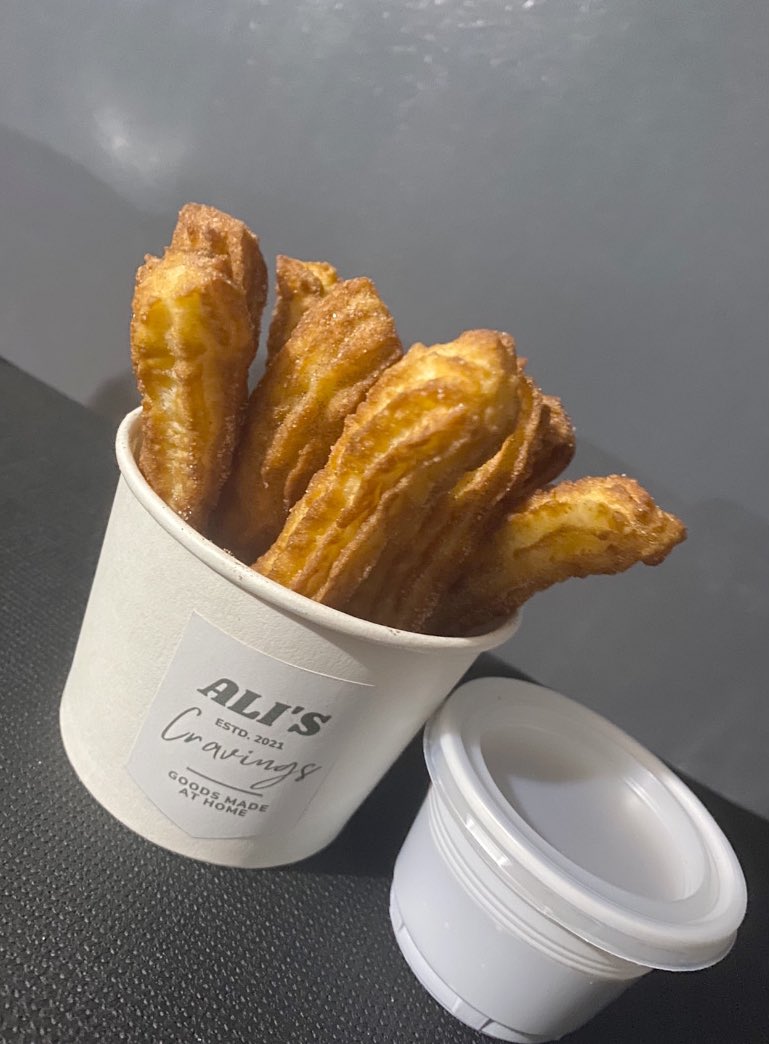 Jjcruz2's tweet photo. I’m available este! Available today…
#MangoGraham : (3) tubs, walang may ari!😋
#Churros 6pcs: (3) pouch
#Buchi Ube: (2) box of 11
#SiuMai : Pork, Pork Shrimp, Chicken and Beef!😋
Pwede ntin lutuin at ipadeliver bet. 3-5pm… Dm is the key 💬!👌
#OnlineKariton https://t.co/gSeezU1N3M
