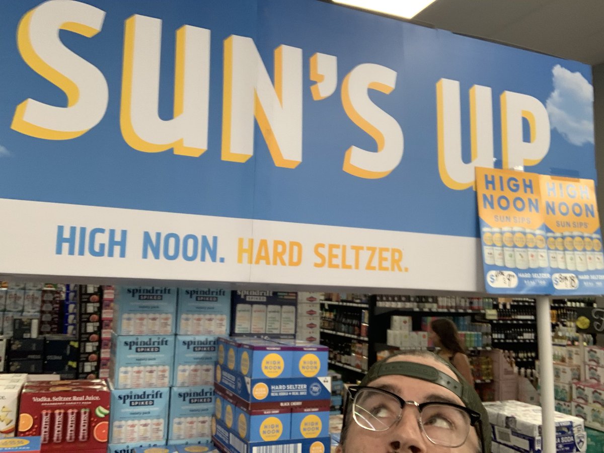brett_devito's tweet photo. Hey El Pres, Reading, MA Representing! Hope you had a nice weekend Dave. @stoolpresidente @barstoolsports @highnoonsunsips #drinkofthesummer https://t.co/RnDJLIdL6K
