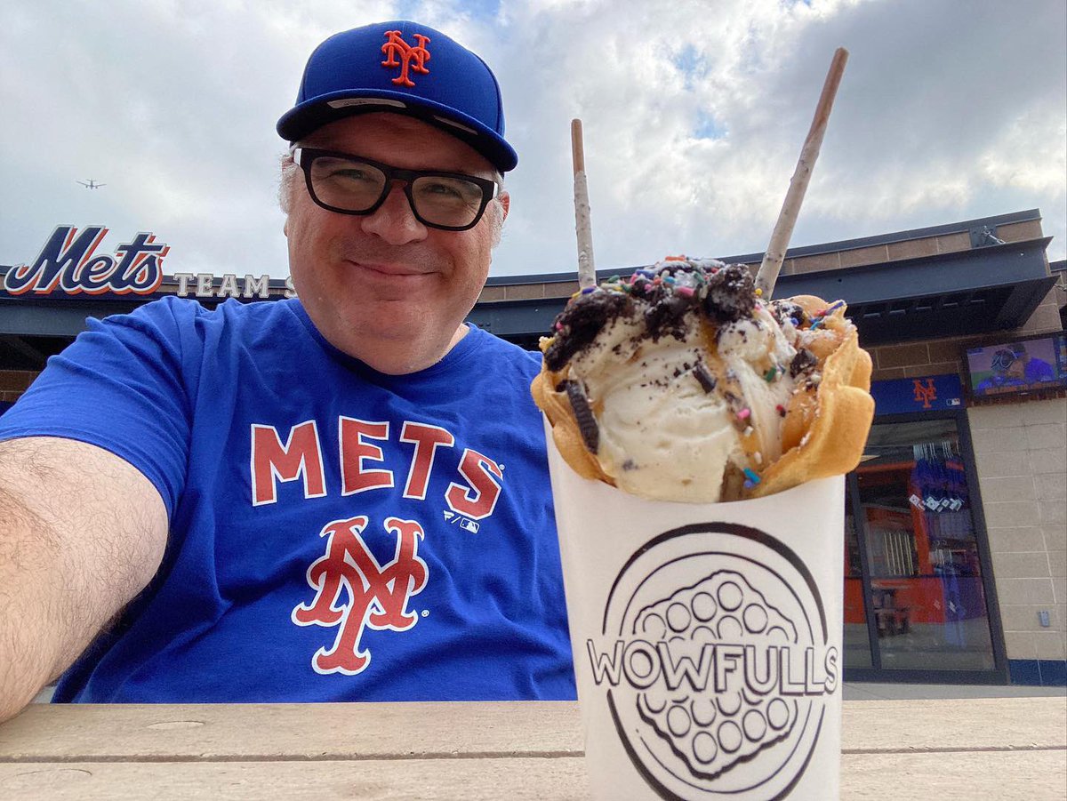 JohnCerilli's tweet photo. Well, it was a tough one for the @Mets today… But I took down this delightful @Wowfulls treat to kill the pain. Didn’t work, but it WAS delicious! @AmazinMetsFood #CitiFieldEats #LGM #LFGM #Flushing #Queens #NYC @MLB #baseball #icecream #waffles ⚾️ 🍎 🎩 💙 🧡 🍨 🧇 https://t.co/vd7xbzrOq4