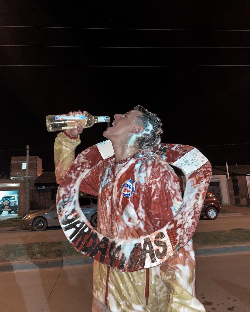 CamiloCriado's tweet photo. LO LOGRÉ, SOY GUARDAVIDAS🛟🚩 https://t.co/ywnN64vrYV