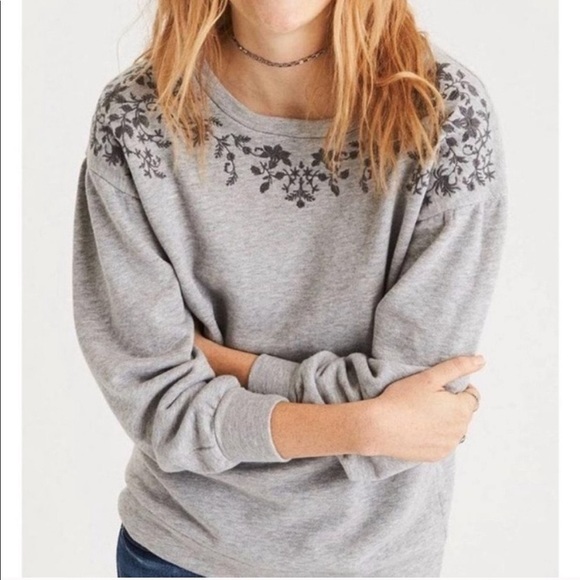 stephkkelly's tweet photo. So good I had to share! Check out all the items I'm loving on @Poshmarkapp #poshmark #fashion #style #shopmycloset #woolrich #purecollection #americaneagleoutfitters: https://t.co/YWKT9ycnmV https://t.co/gQIp1Huwfg