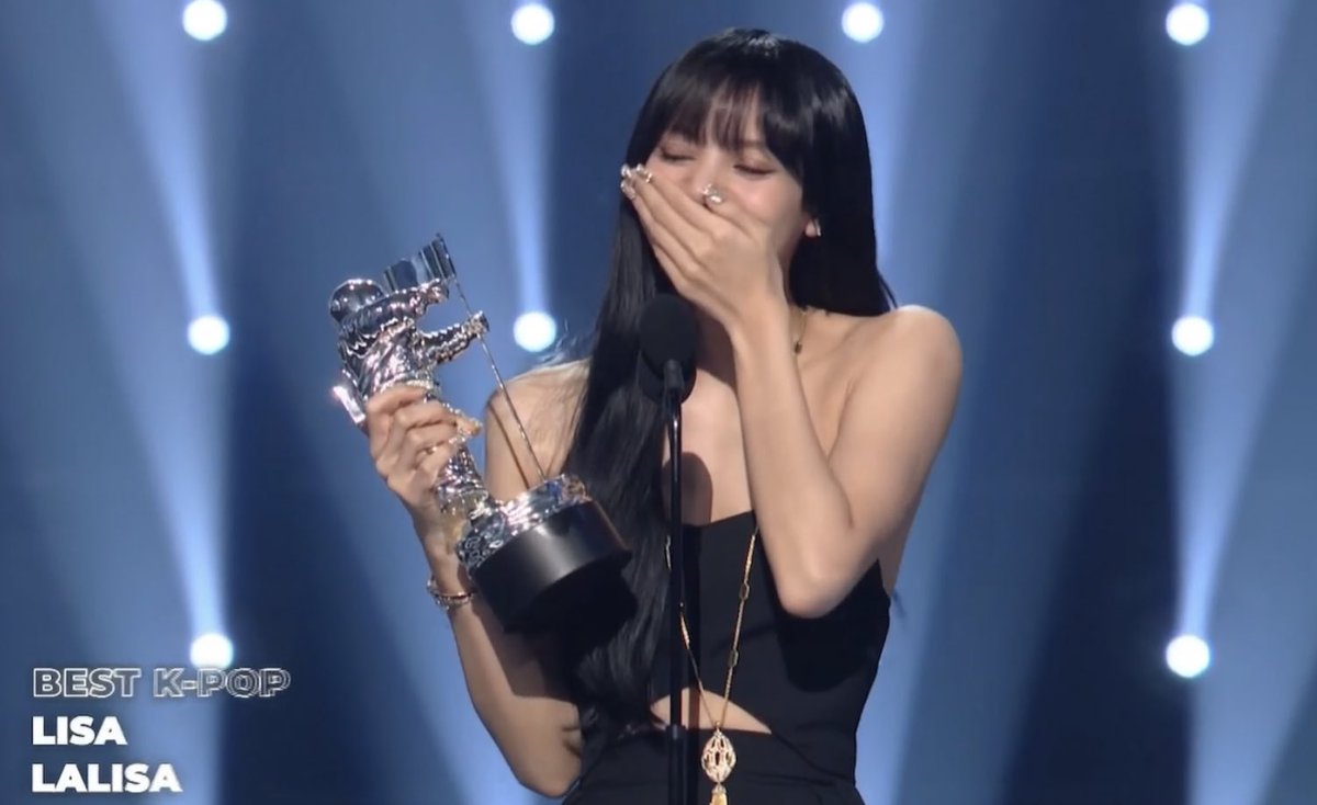 Lilies052018's tweet photo. So proud of you
Congratulations LISA

LISA WINS BEST KPOP
#LalisaVMAsWin https://t.co/3kEfHmVDwL