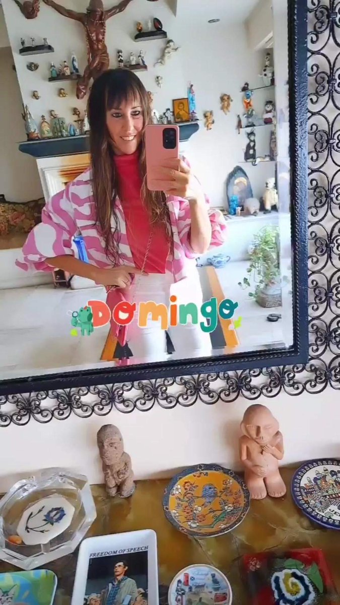 ¿Sólo yo veo algo rato en la casa de Alberto Cormillot? Su mujer subió esta story y 👀
