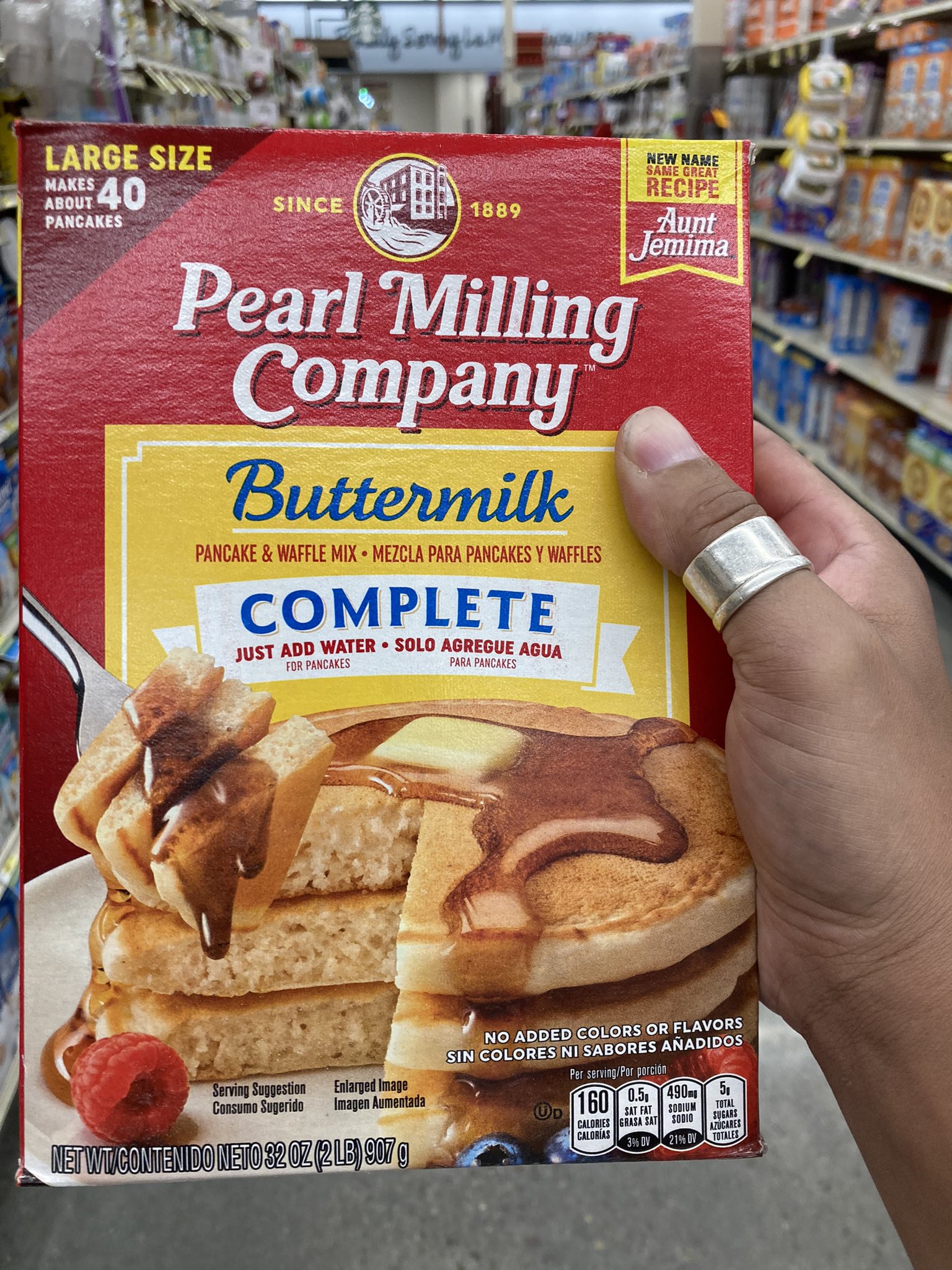 Getting really sick and tired of black erasure in brands nowadays. #blackerasure #auntjemima https://t.co/UfRIvWXnoE