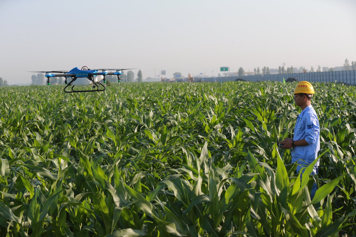 chufangagri's tweet photo. Technology brings amazing benefits! Fascinating!
For more information contact me: 8618821326296

#agriculturedrone #UAVagrícola #drone #agcodrone
#dronesforcrop #precisiondrones #dronespray #crop #UAVsprayer https://t.co/xuMZYpkXjD