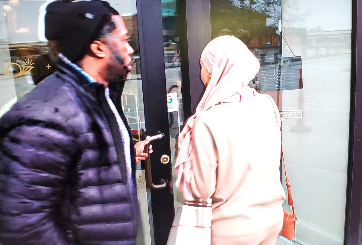 CallingInSickTV's tweet photo. Bilal looks like that homeless guy who opens the door for you at a coffee shop and then asks you to spare some change
#90DayFiance
#90DayFianceHappilyEverAfter https://t.co/HzeNIurlf5