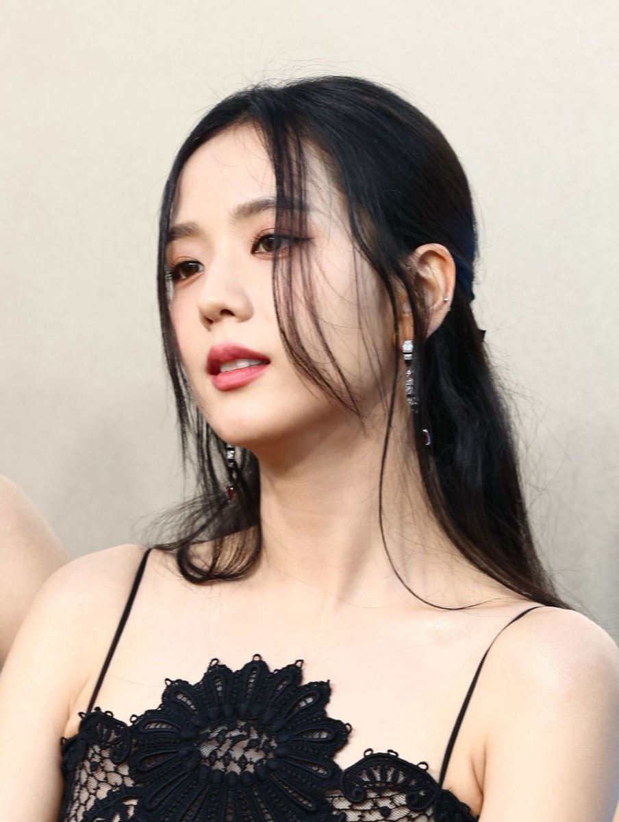 hourlykactress's tweet photo. https://t.co/TNkmBOV71F