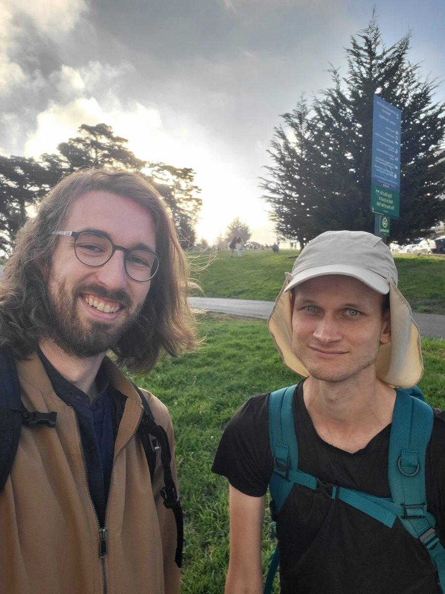 Just met @VitalikButerin randomly and he tried riding my OneWheel.

I've never been more terrified of someone taking a spill on it