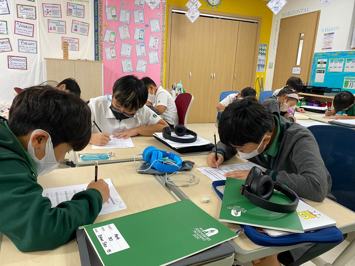 DGriffithEDU's tweet photo. Math magicians in Grade 3. #mathchat #sja_jeju @SJA_Jeju https://t.co/EGlzUFD4xI