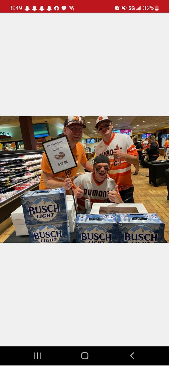 DumontSaints's tweet photo. Quick pit stop at the qwik trip in Clearwater and we empty them out of busch light.  #alwayschuggin https://t.co/I9KnHfbUVM