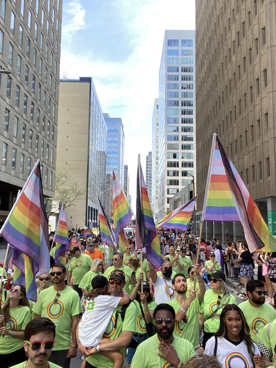 #HappyPrideOttawa ! Another amazing pride celebration in the books. Felt so good to be back marching in this sea of green and 🌈! #ForeverProud #ForeverProgressing <a href="/TaraLynnH_TD/">Tara-Lynn Hughes</a> <a href="/Nathalie_TD/">Nathalie Weiner</a> <a href="/thisLeeRose/">Lee Rose</a> <a href="/FierteCapPride/">Capital Pride • Fierté dans la Capitale</a>